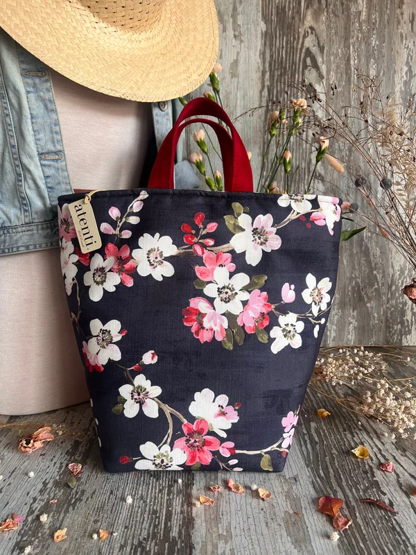 thelovinashop65906